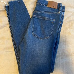 Madewell 9” Mid-Rise Skinny size 28